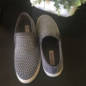 Steve Madden edgy sneaker